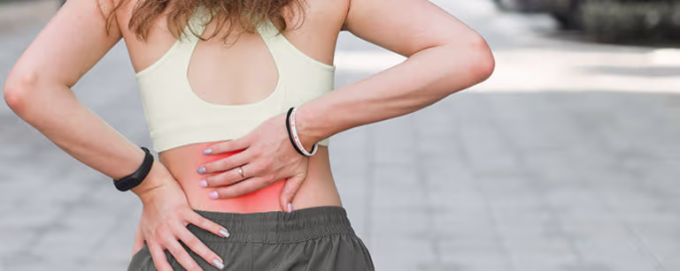 En kvinne med hekseskudd